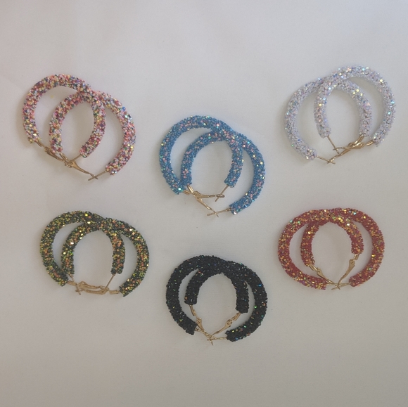 ๐ Colorful Summer Hoop Earrings - Blue - Picture 5 of 5